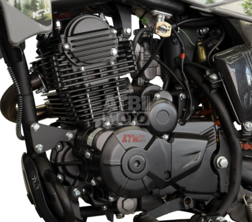 Мотоцикл Darex KTW CQR CB300F Мотоцикл Darex KTW CQR CB300F